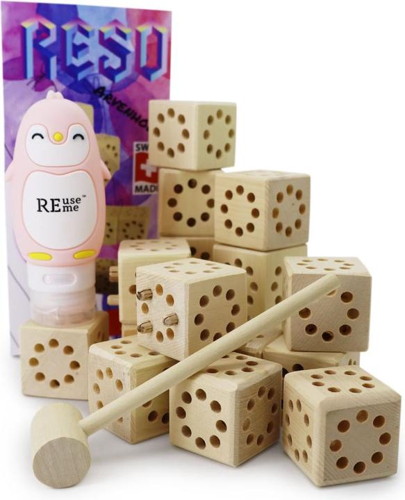 Produktbild Schnarwiler Arven Konstruktionsset mit Silikon Pinguin, befüllt mit LOVE WATER Shampoo