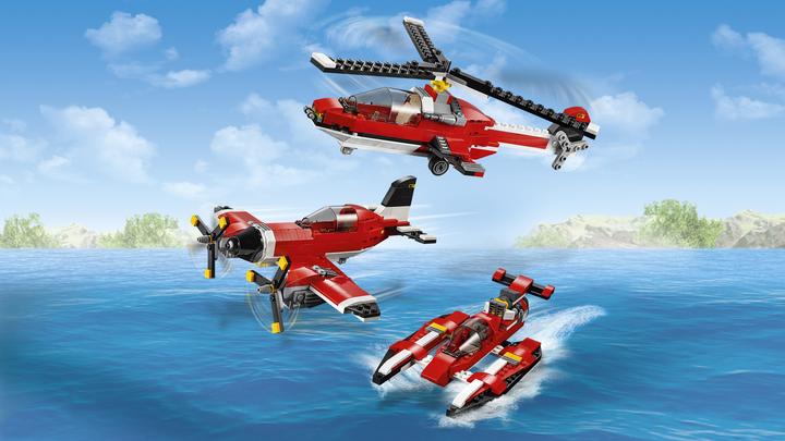 Actual product image LEGO Propeller Plane (31047, LEGO Creator Expert)