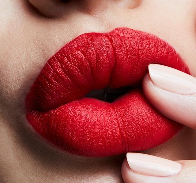 Actual product image MAC Cosmetics Retro Matte Liquid Lipcolour (Feels so Grand)