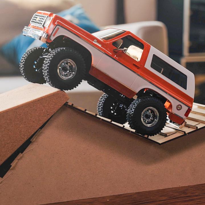 Actual product image FMS Chevrolet K5 Blazer 1:24 orange - RTR 2.4GHz (RTR Ready-to-Run)