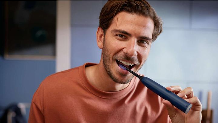 Produktbild Philips Sonicare 7100 HX7423/08 (Schallzahnbürste)