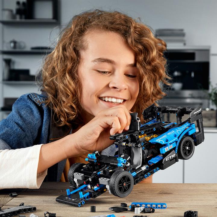 Actual product image LEGO McLaren Senna GTR (42123, LEGO Technic)