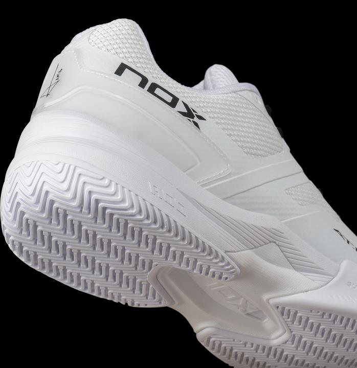 Produktbild Nox AT10 Padelschuhe PRO (40)