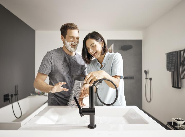 Produktbild hansgrohe Waschtischarmatur mit Einhebelmischer Finoris schwarz 76063670