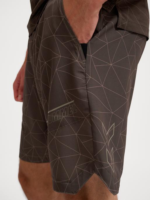 Actual product image hummel Hmlcourt Aop Pocket Shorts (XL)