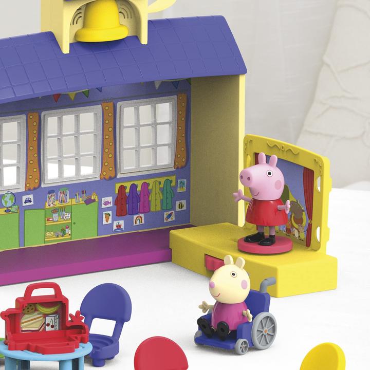 Actual product image Hasbro Peppa Pig school playset