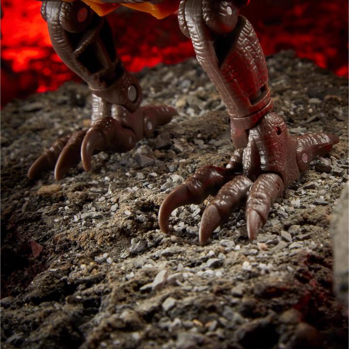 Produktbild Transformers War for Cybertron Kingdom Dinobot