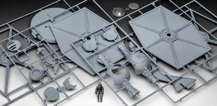 Actual product image Revell Gift Set X-Wing Fighter + TIE Fighter