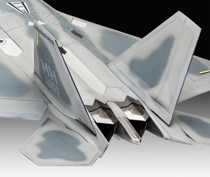 Actual product image Revell Lockheed Martin F-22A Raptor