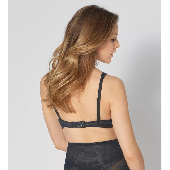 Actual product image Triumph Wild Rose Sensation underwired bra (Single pack, 70 F)