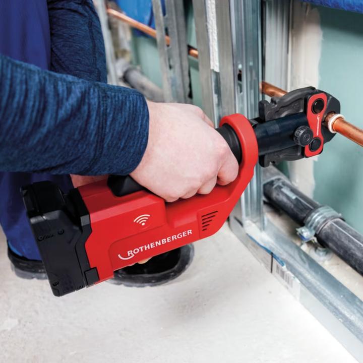 Actual product image Rothenberger Battery-powered pressing machine ROMAX Compact III Basic SET1 AMP 19 kN 15 - 35 mm 1X2Ah, EU (400 mm)