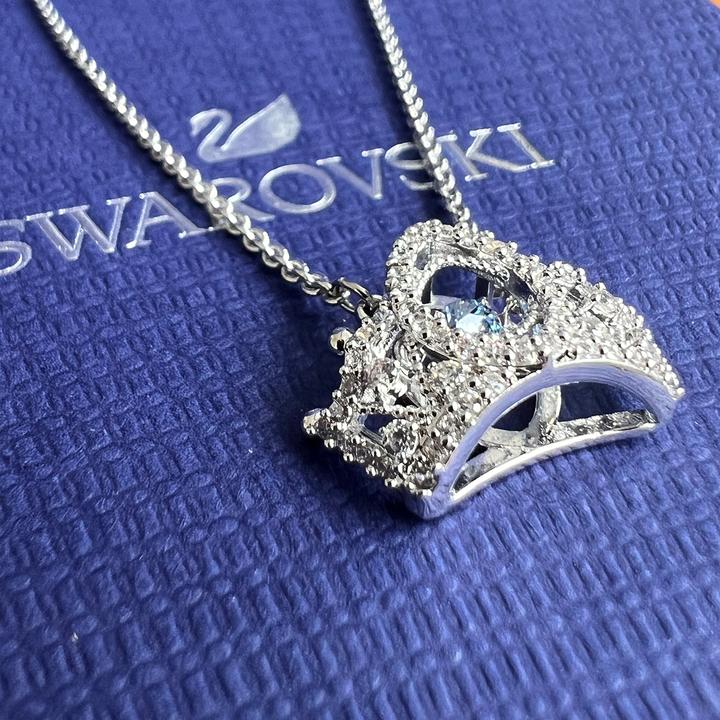 Actual product image Swarovski Bee a Queen necklace 5501080 (Rhodium plated)