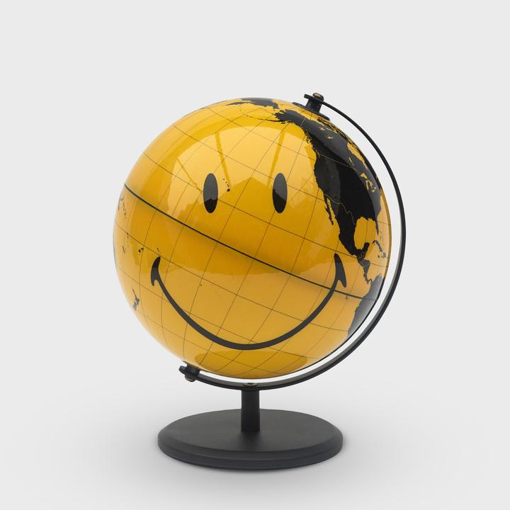Suck UK Smiley® World Globe
