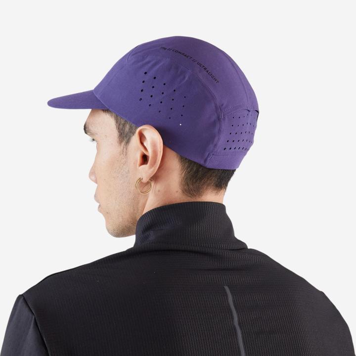 Actual product image Kiprun ultra-light unisex running cap - purple