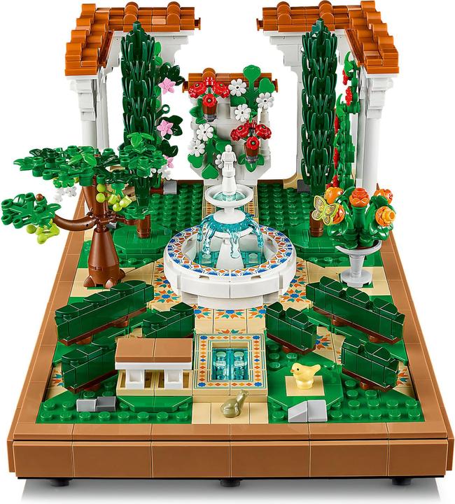 Actual product image LEGO Springbrunnen Garten (10359, LEGO Icons)