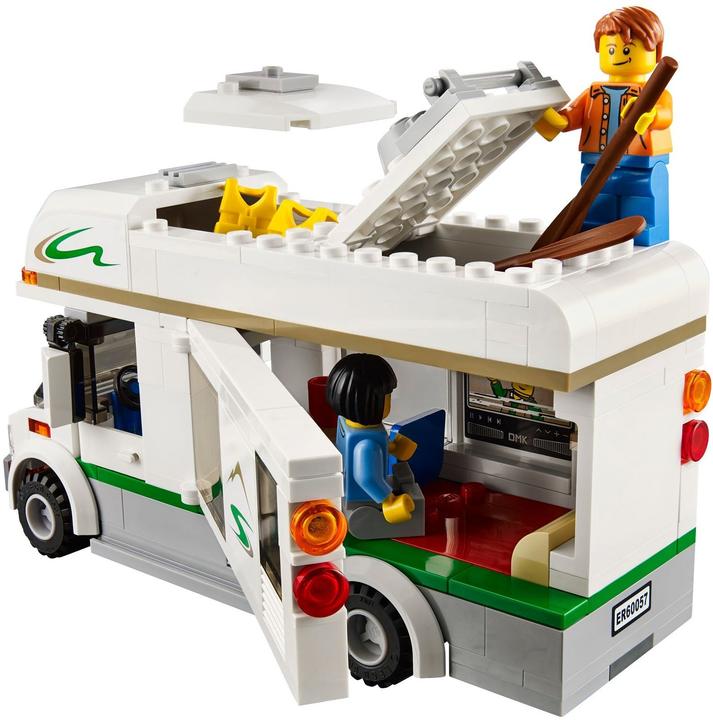Actual product image LEGO City camper van with canoe (60057, LEGO City)