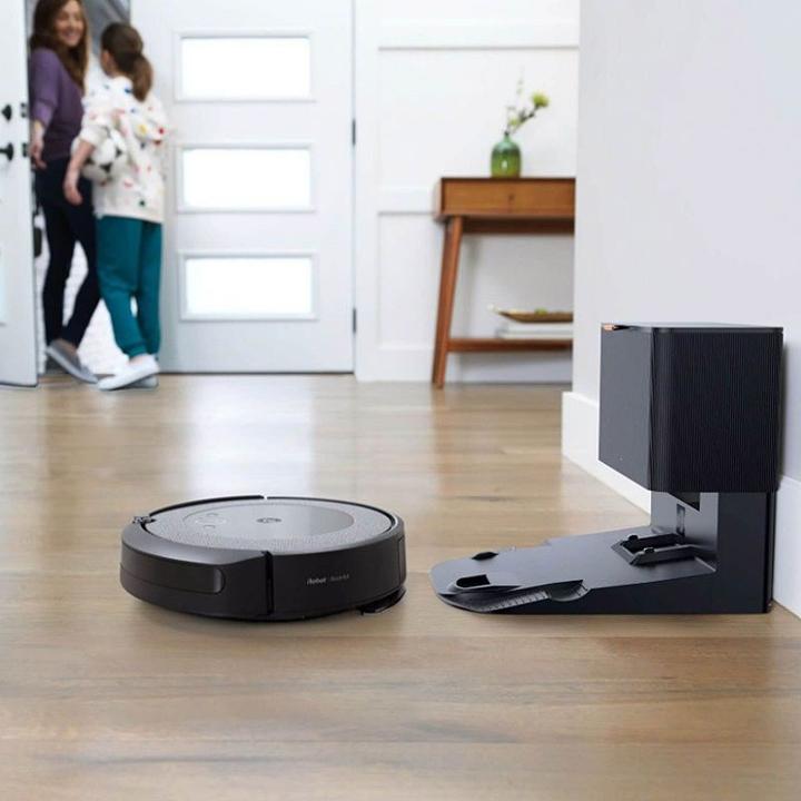 Actual product image iRobot Roomba Combo i5+ (Vacuum mopping robot)
