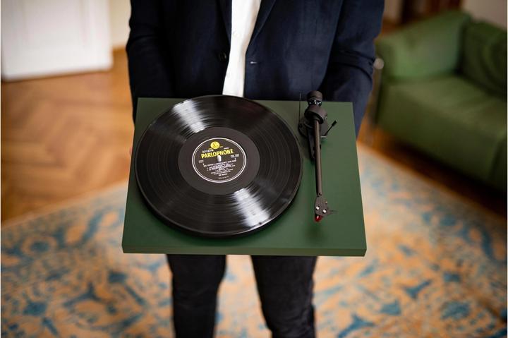 Produktbild Pro-Ject Debut Carbon Evo (Manuell)