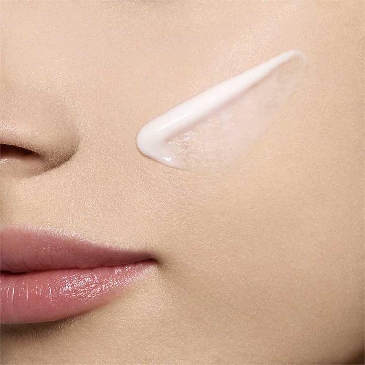 Actual product image Clarins Nutri-Lumière - Day Emulsion (50 ml, Day cream)