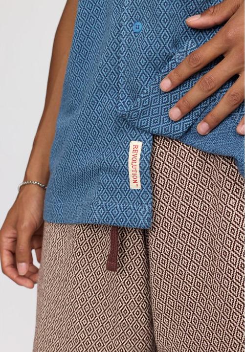 Actual product image Revolution Jaquard Cuban (XL)