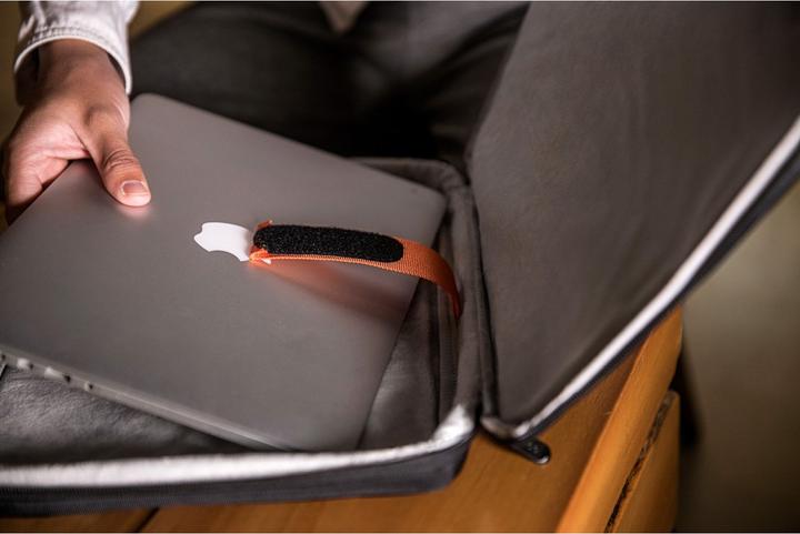 Actual product image tomtoc Versatile A22 (16", Apple, Universal)