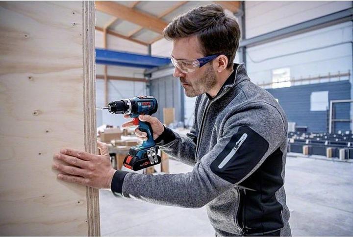Productafbeelding Bosch Professional Accu klopboormachine GSB 18V-90 C Professional, 18Volt, blauw/zwart, 2x Li-Ion accu 4.0 (Oplaadbare batterij)