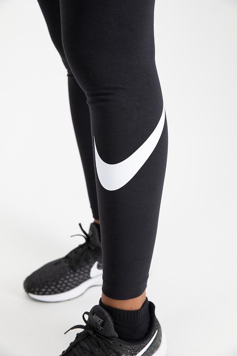 Image du produit Nike Essential tight femmes (M)