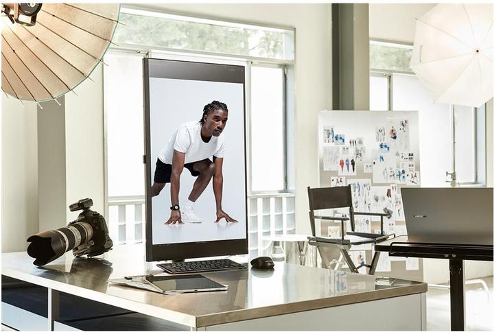 Actual product image Samsung ViewFinity S8 - S80UD (3840 x 2160 Pixels, 32")