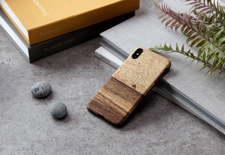 Immagine prodotto Man&Wood Custodia per smartphone iPhone XS Max terra nera (Apple iPhone XS Max)