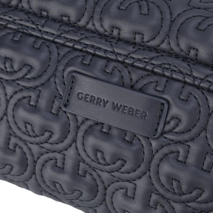 Actual product image Gerry Weber Carry me out Schultertasche 24 cm