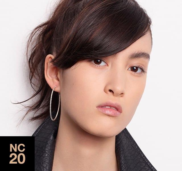 Immagine prodotto MAC Cosmetics Studio Fix - Fondotinta in polvere Plus NC20 (NC20)
