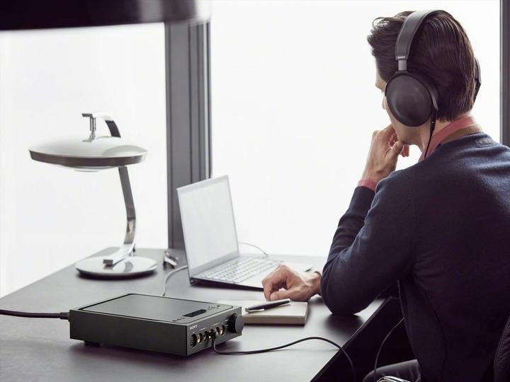 Image du produit Sony TA-ZH1ES Série Signature (USB-DAC, commutateur de gain)