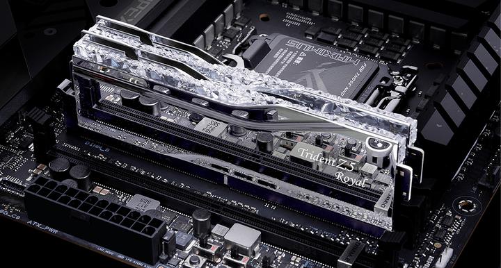 Image du produit G.Skill Trident Z5 Royal (2 x 24 Go, 8000 MHz, RAM DDR5, DIMM)