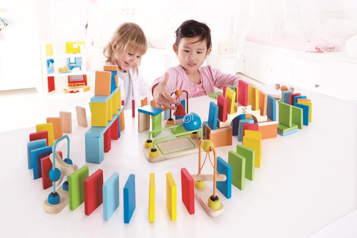 Produktbild Hape Domino Fantastico
