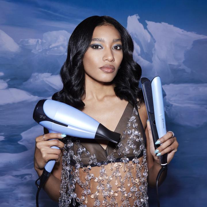 Image du produit ghd Ensemble de luxe - Collection Icy Blue