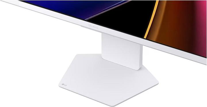 Actual product image LG 32G810SA-W (3840 x 2160 Pixels, 32")