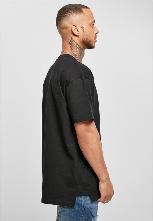 Actual product image Urban Classics Triangle Tee - 16738 (5XL)