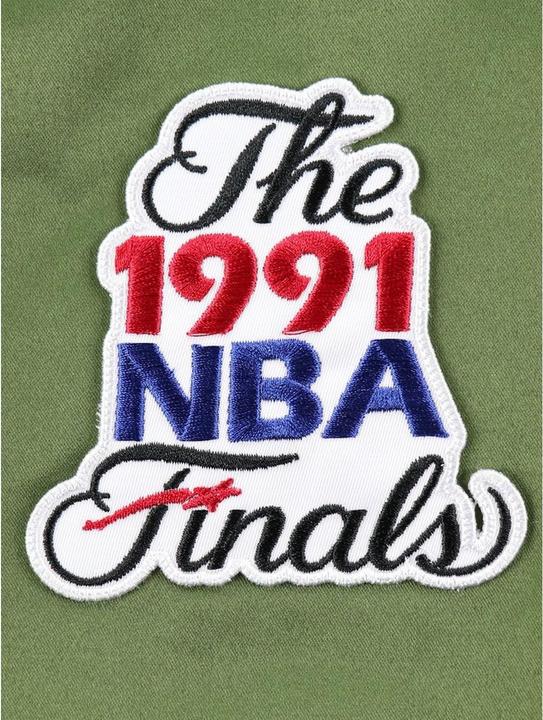Actual product image Mitchell & Ness NBA Flight Satin - Chicago Bulls Bomberja - 125971 (L)