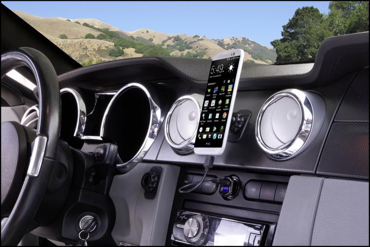 Immagine prodotto Scosche reVOLT 12W + 12W doppia USB Caricabatterie da auto, iPad