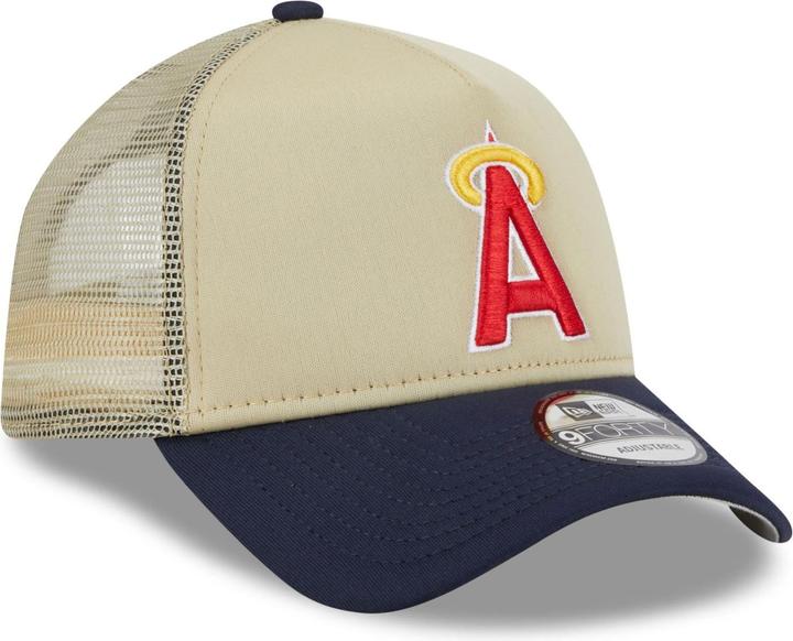 Actual product image New Era 9Forty Trucker California Angels