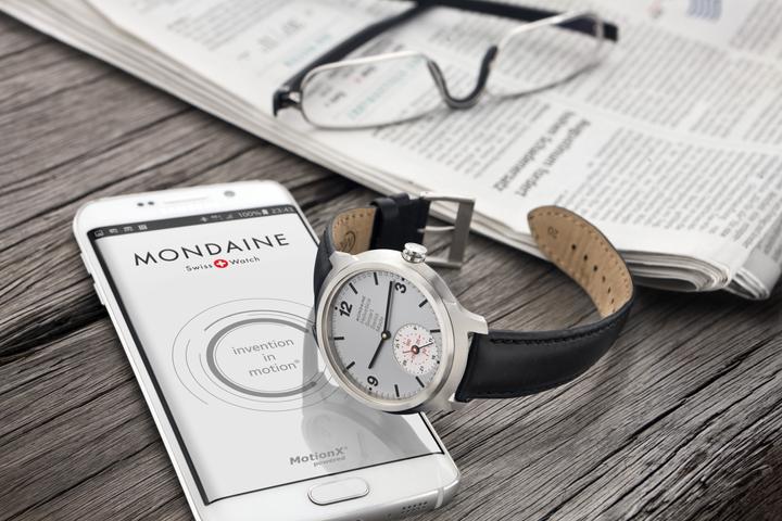 Image du produit Mondaine Helvetica Connected Édition limitée 1957 (Montre analogique, Swiss Made, Montre connectée, 44 mm)