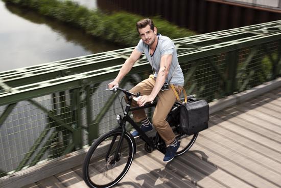Produktbild Basil Urban Fold Double Bag (55 l, Gepäckträgertasche)