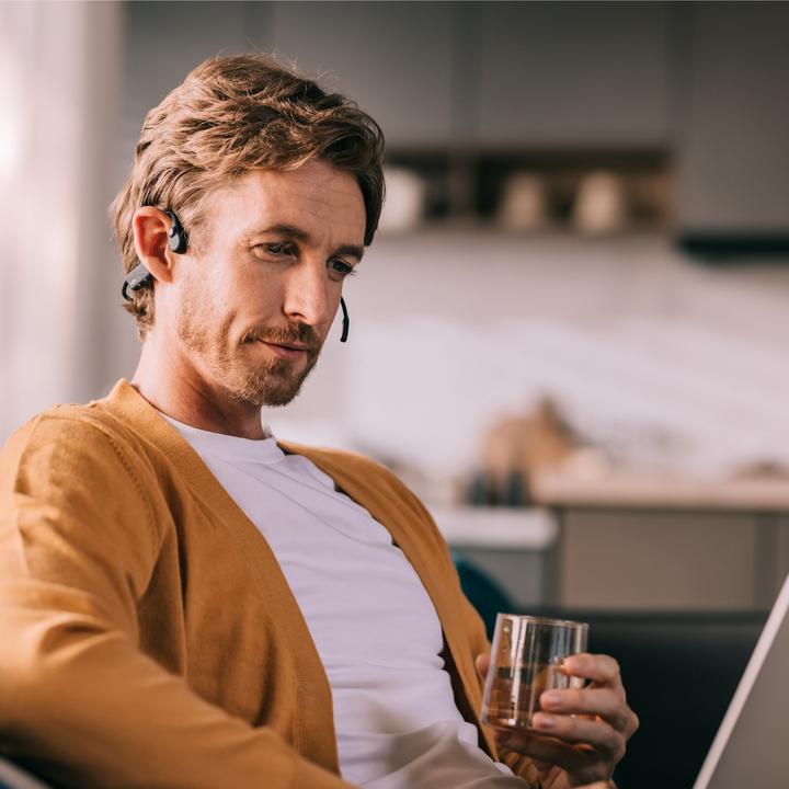 Actual product image Shokz OpenComm (ANC, 16 h, Wireless)