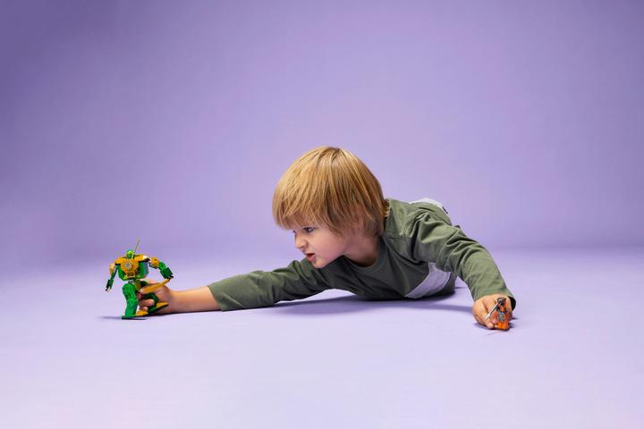 Actual product image LEGO Lloyd's Ninja Mech (71757, LEGO Ninjago)