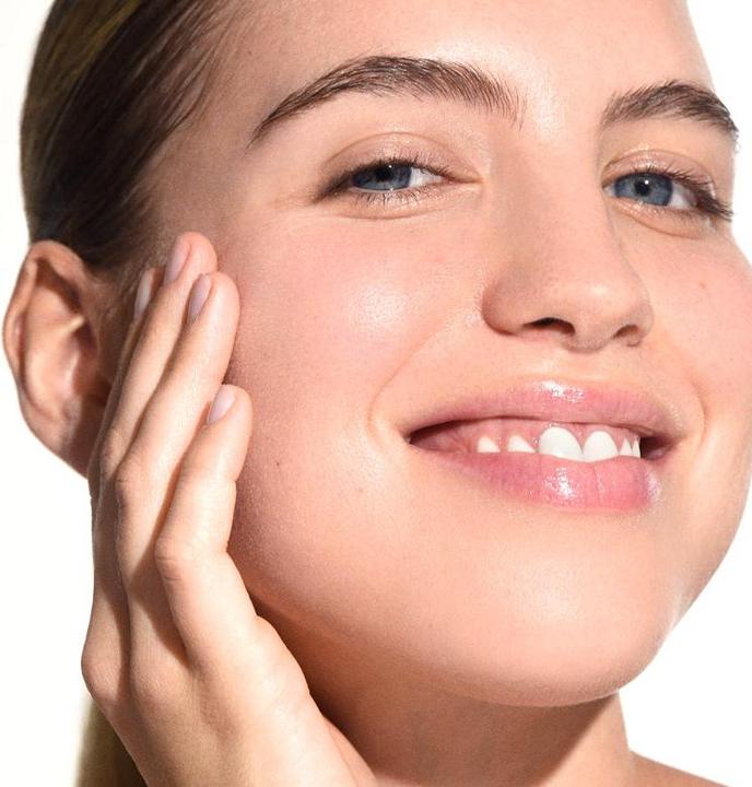 Actual product image Veralab Invisible Daily Antioxidant Face Cream (50 ml, Day cream, SPF 50)