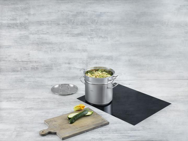 Actual product image Kuhn Rikon Montreux (22 cm, Pot, Stainless steel)