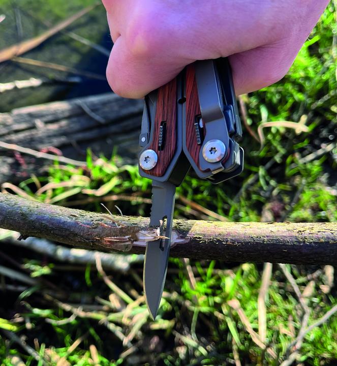 Produktbild Proton Multitool Bushcraft mit 15 Funktionen (15 Funktionen)
