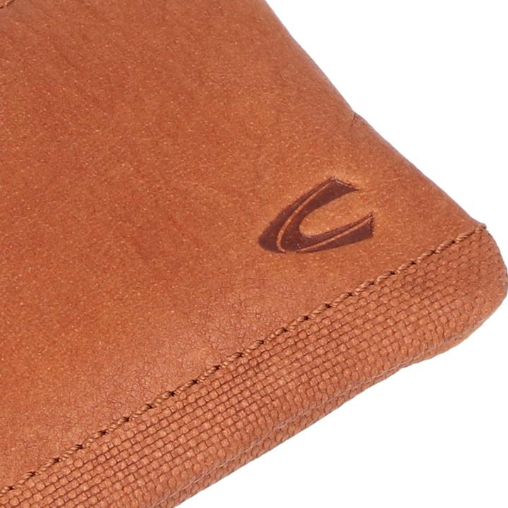 Actual product image Camel Active Nimbus leather key case 10.5 cm