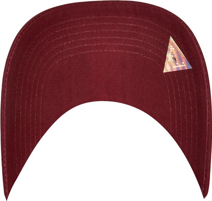 Actual product image Cayler & Sons Classy Patch Curved Cap - 19903 (One size)