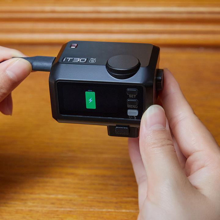 Actual product image Godox iT30Pro S black - TTL Mini Flash for Sony black (Plug-on flash, Sony)